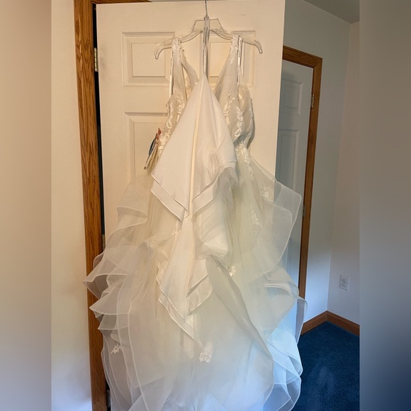 Morilee Wedding Dress - Picture 8 of 11